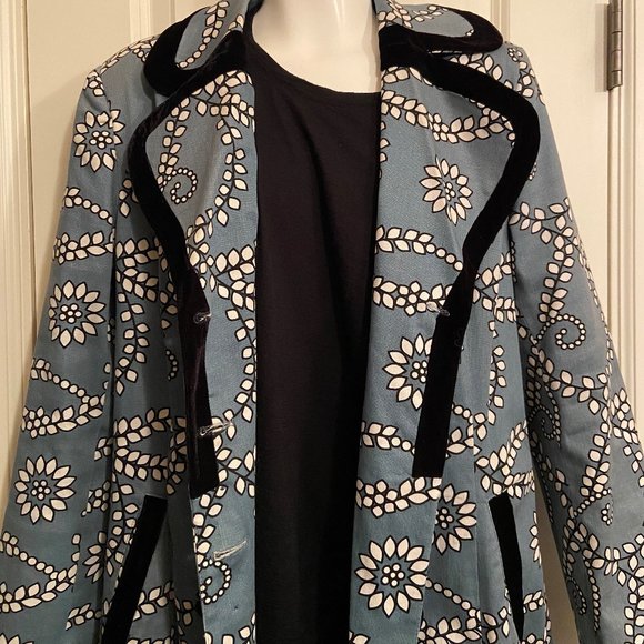 MOSCHINO FLORAL LIGHT BLUE COAT - Picture 9 of 11